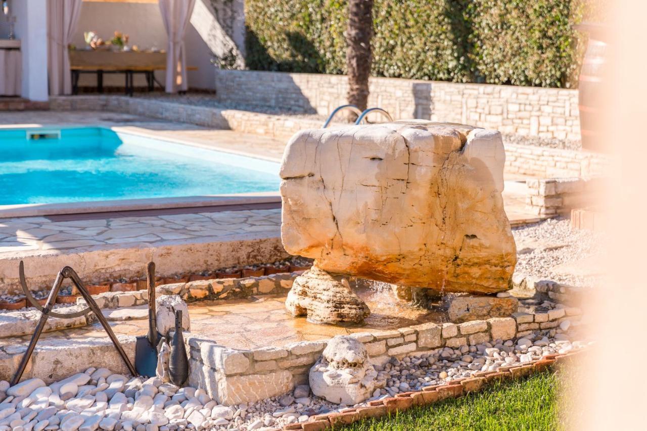 Villa Alma Kastelir Bagian luar foto