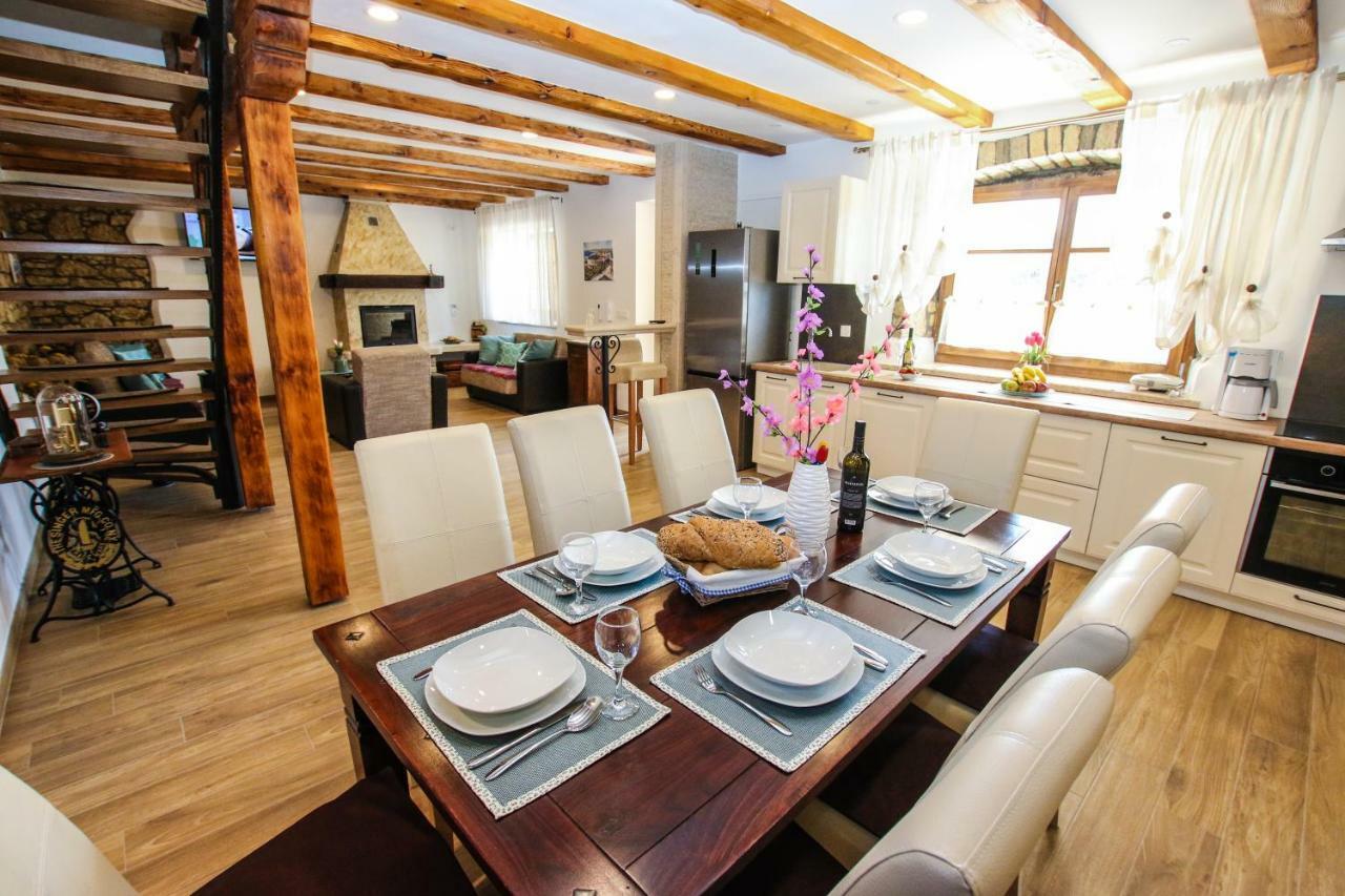 Villa Alma Kastelir Bagian luar foto