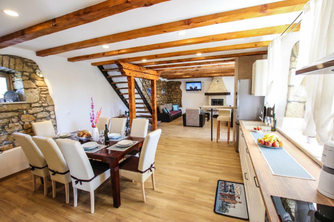 Villa Alma Kastelir Bagian luar foto